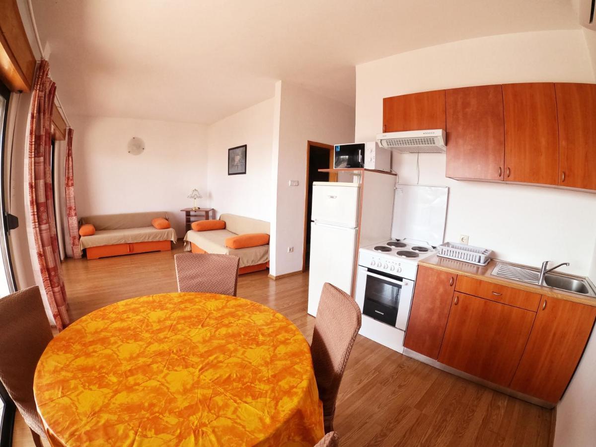 סלצה Apartments Adriatic 3 מראה חיצוני תמונה